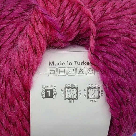 2-PK Universal Yarn Vibrance Color #01 Superwash Wool Nylon Polyester Blend 50g - Picture 6 of 6